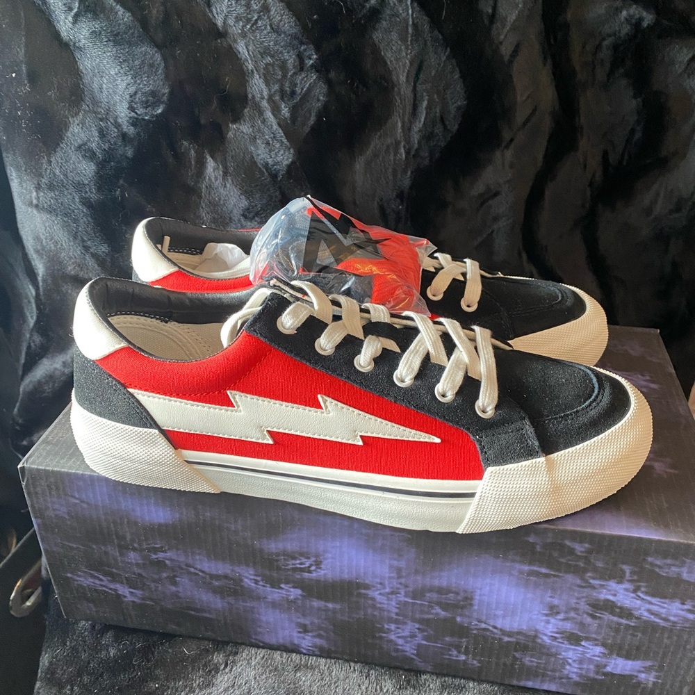 New Revenge X Storm vol 2 Black and red low sneakers Size 10
